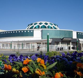 Almas Shargh Mall