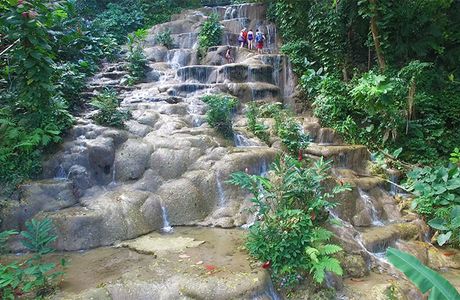 Konoko Falls & Park