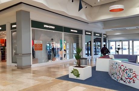 Centro Comercial Sant Boi
