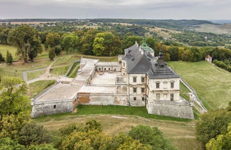 Pidhirtsi Castle