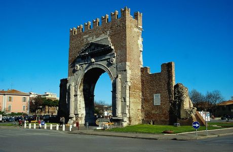 Arco d'Augusto