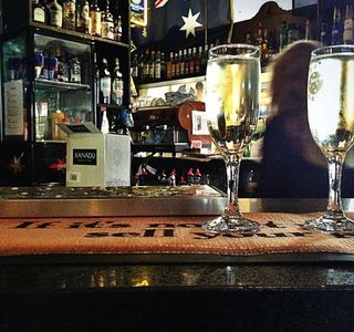 Republic Bar & Cafe