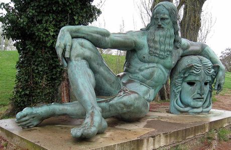 Statue Leonardo da Vinci