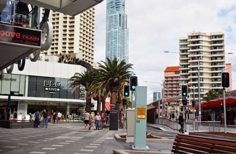 Maxi Taxi Gold Coast