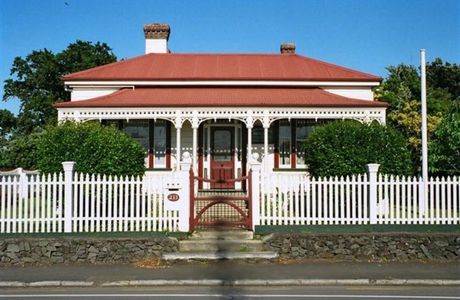 Brain Watkins House Museum (Tauranga Historical Society)