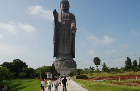 Ushiku Daibutsu