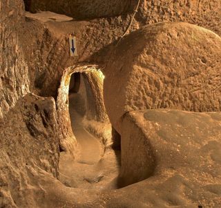 Ozkonak Underground City