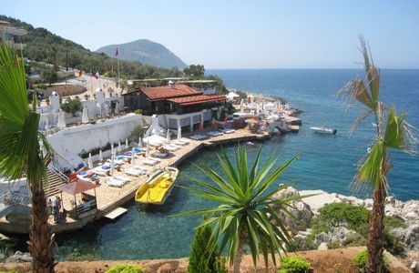 Kalamar Beach Club