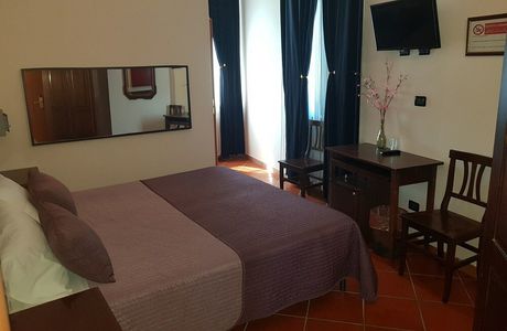 Edicola Commemorativa Via Vigevanese