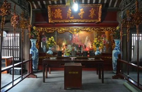 Hang Kenh Communal House