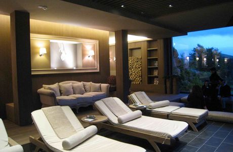 Neurika Lounge & Spa