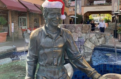 Sonny Bono Statue