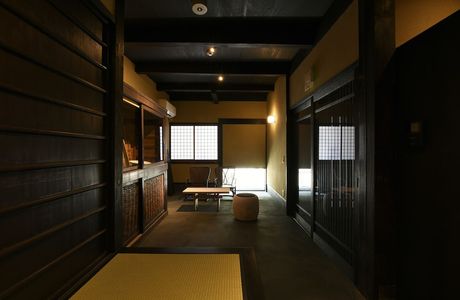 Shinozuka Residence