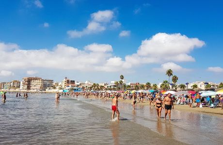 Playa de Los Naufragos