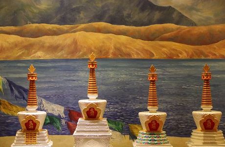 Himalayan Tibet Museum