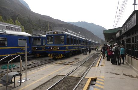 PeruRail - Estacion de Ollantaytambo