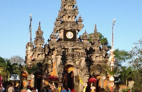 Ardha's Transport Bali