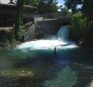 Landa Falls