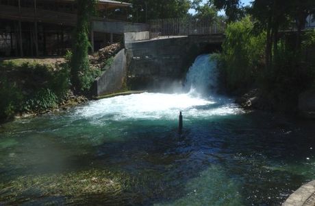 Landa Falls