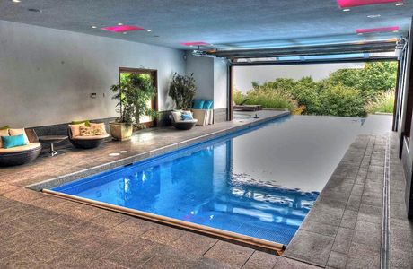 Mandal Indoor Swimming Pool