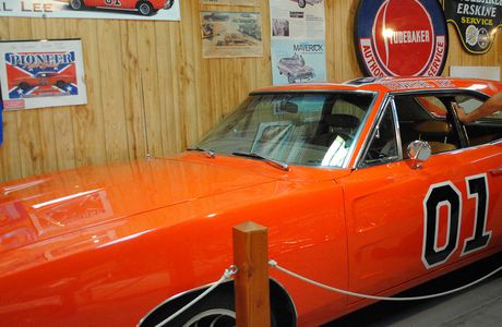 Pioneer Auto Museum