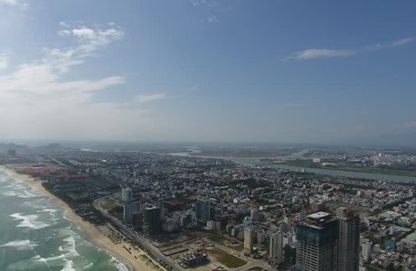 Pham Van Dong Beach