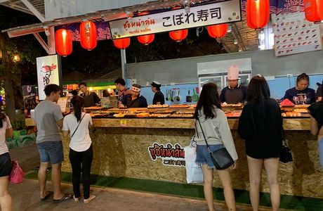 Ton Tann Market