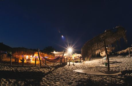 Maori Beach Bar