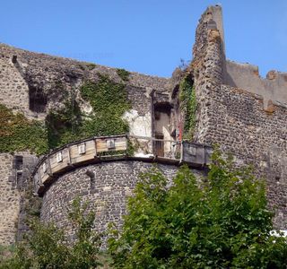 Vestiges du Château Féodal