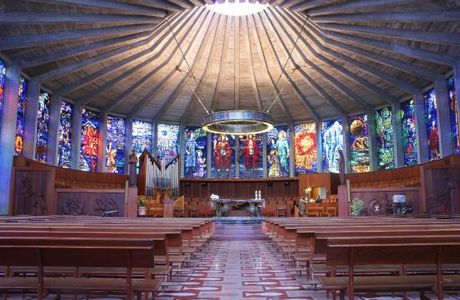 Iglesia La Porciuncula (la Iglesia de Cristal)