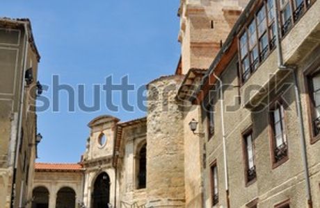 Parroquia de Santa Cruz.