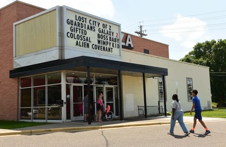 Plaza Maplewood Theatre