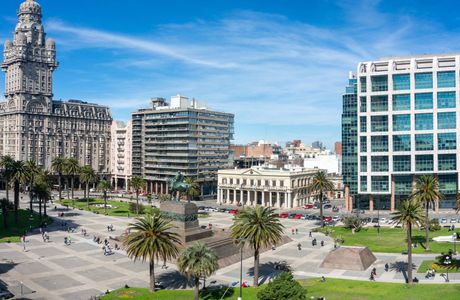 Montevideo Sign