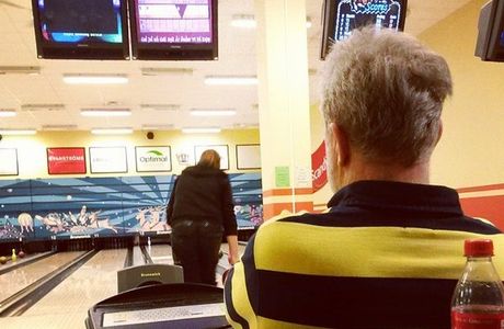 Enjoy Bowling