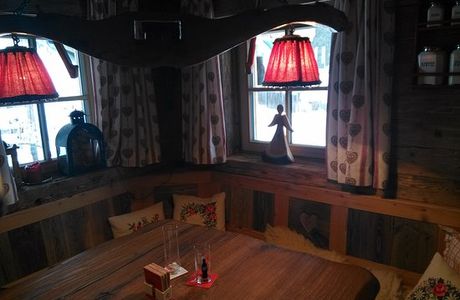 Apres Ski Bar Happy Alm