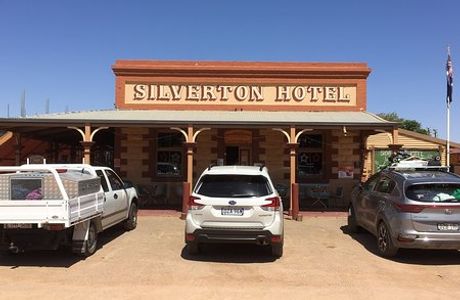 Silverton Pub