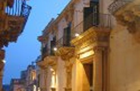 Biblioteca Comunale Claudio Catalfio