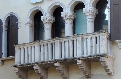 Palazzo Doglioni