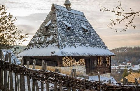Sirogojno