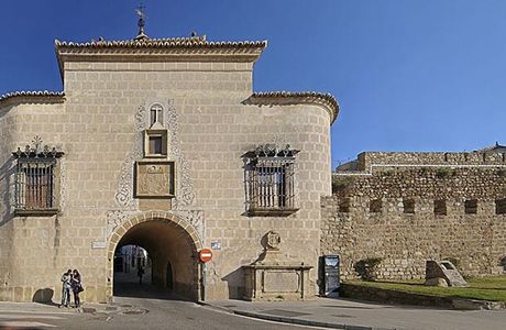 Muralla de Trujillo