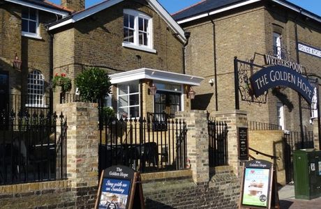 The Yellow Stocks Micro-Pub