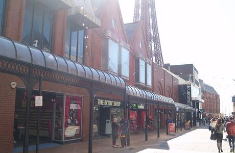 Houndshill Shopping Centre