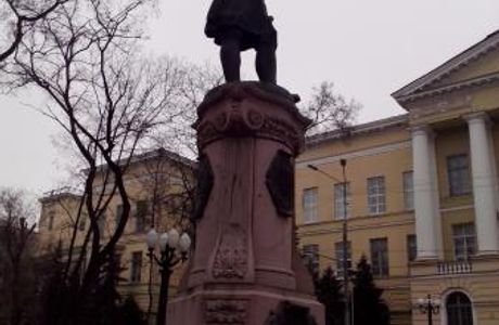 Lomonosov Statue