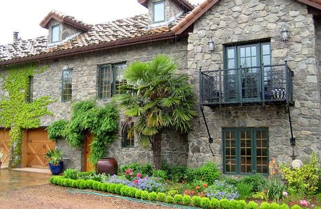 Stone House Vineyard