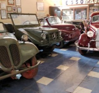Ashvek Vintage World