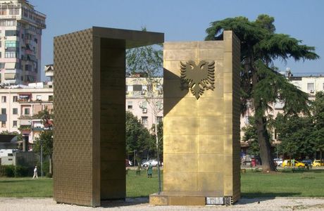 Independence Monument