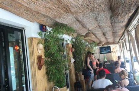 Long Street Bar 127