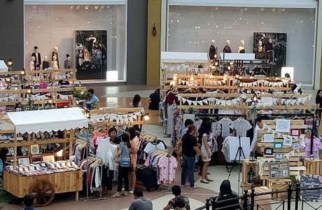 Evia Lifestyle Center