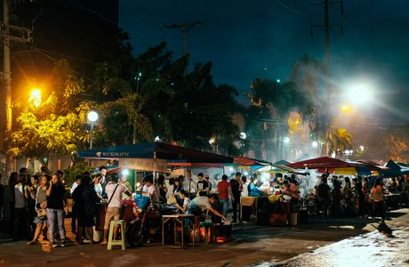 Roxas Avenue Night Market
