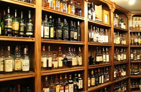 Planta Alta Clarkes Whiskey Bar